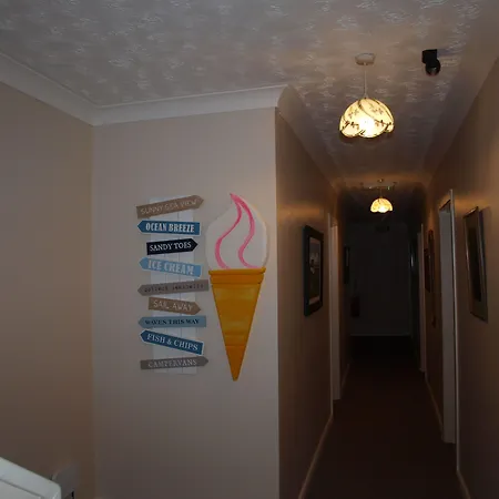 The River House Hostel *