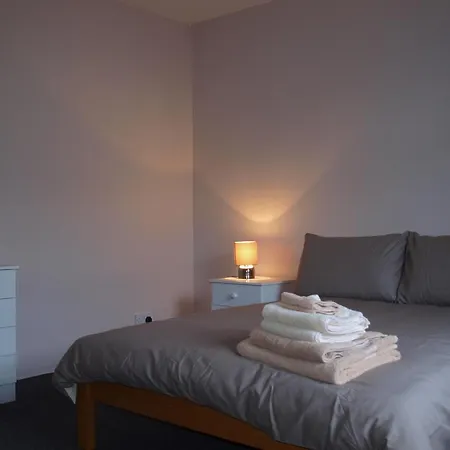 Hostel The River House *