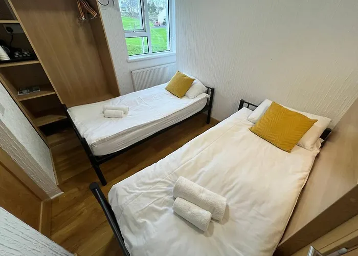 The River House Hostel *