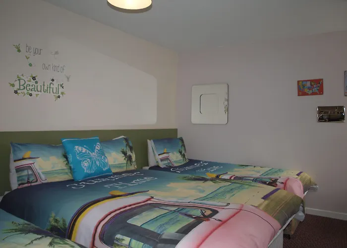 Hostel The River House *