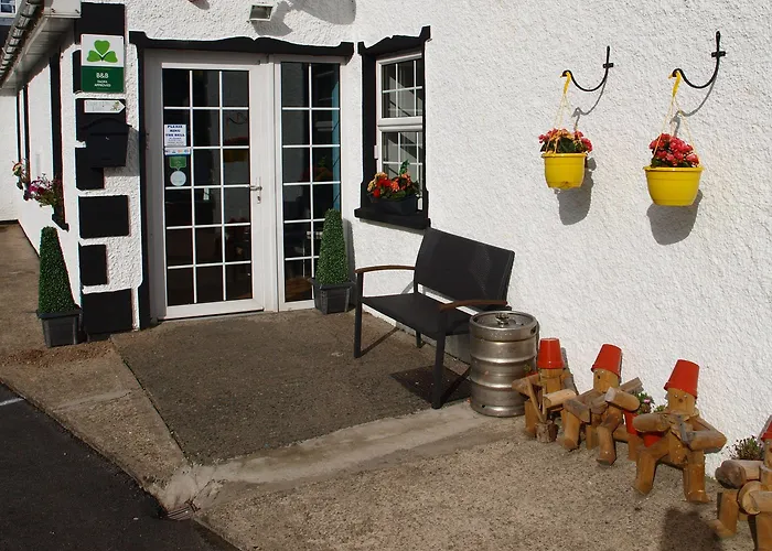 Hostel The River House