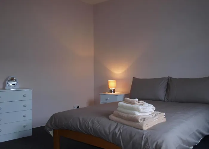 Hostel The River House *